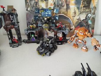 LEGO 76122 Clayface útočí na Batmanovu jaskyňu - 2