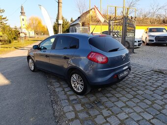 Fiat Bravo 1.9JTD 88kW/120PS MULTIJET LED denné. - 2