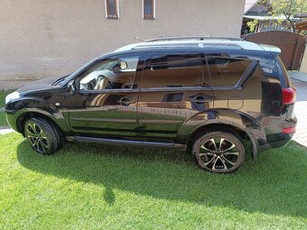 Peugeot 4007 - 2