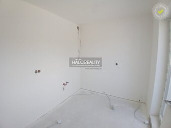 HALO reality - Predaj, trojizbový byt Lučenec, s parkovacím - 2