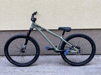 Kellys Whip 70 26 Dirt - 2