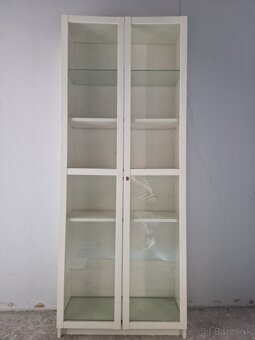 Presklenena skriňa vytrina - 2