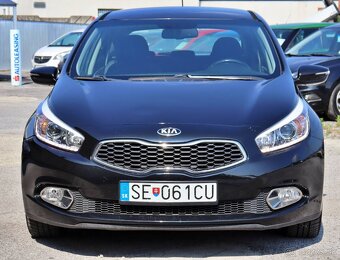 Kia Cee´d 1.6 CRDi EX/Gold - 2