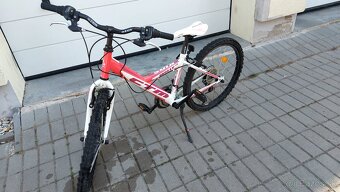 Dievčenský bicykel - 2