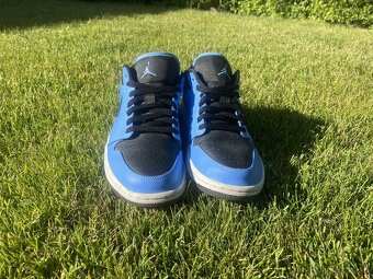 Nike - Air Jordan 1 - Retro Low - University Blue - 2