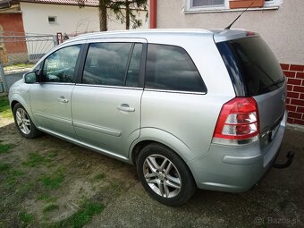 Opel Zafira B 1,7 M6 2011r 225000km - 2