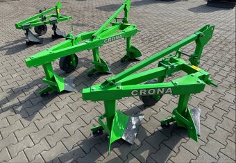 Trojradličný pluh CR-320, pluh za traktor - 2