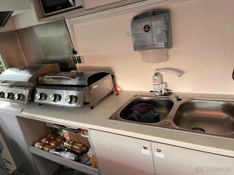 Bufet pojazdná predajňa - 2