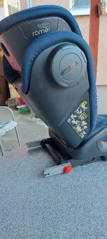 Autosedacka Britax Romer KIDFIX III M - 2