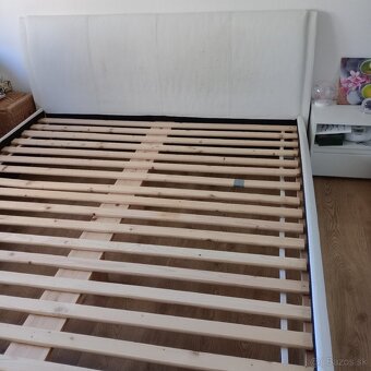 Biela posteľ 180x200cm - 2