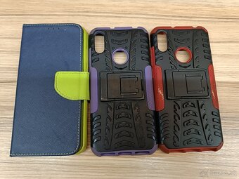 Huawei y6s v modrej farbe - 2