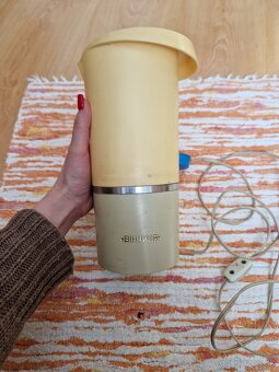 Retro, sovietsky elektricky mlyncek, mixer - 2