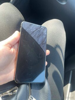 Predám IPhone 11 Pro max 64GB - 2