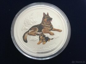 1 kg stříbrná barevná mince pes 2018 - originál - 2