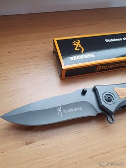 Predam novy noz BROWNING,dlzka 23 cm - 2