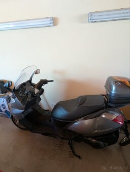 Predám skuter Aprilia Atlantic 500 - 2