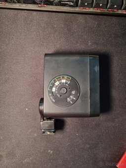 Blesk Toshiba 7028 - 2