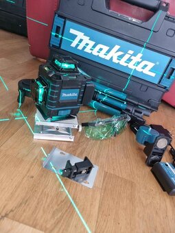 Makita 4D laser 16 líniový – komplet so všetkými dokladmi - 2