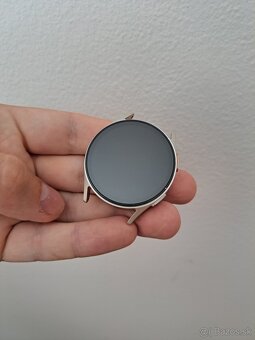 Samsung Galaxy Watch 7 40 mm LTE béžové - 2