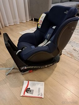 Predám autosedačku Britax römer dualfix - 2