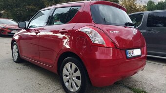 Suzuki Swift 1.2 69kw 2012 vínová metalíza - 2