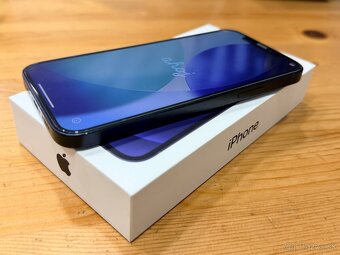 Prodám Apple iPhone 12 128GB - 2