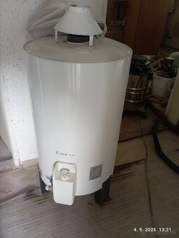 Plynový Bojler Ariston - 2