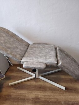 Predám kozmetické lehátko - 2