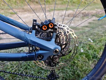 Radon Skeen Trail 9.0 "L" karbón, XT, FOX, MAGURA - 2