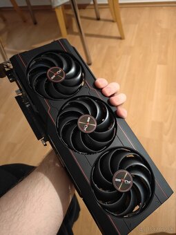 PULSE AMD Radeon RX 6800 - 2