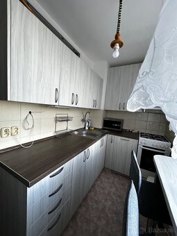 Ponúkam na prenájom byt - 2