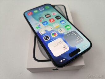 apple iphone 15 128gb Midnight 100% Batéria - 2