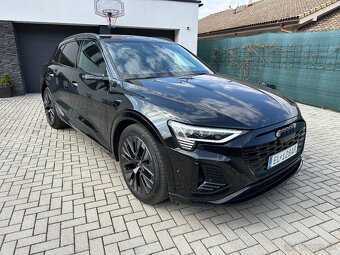 Audi Q8 e-tron 55 S line quattro - 2