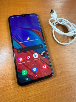 Samsung GALAXY a40 4/64GB - 2