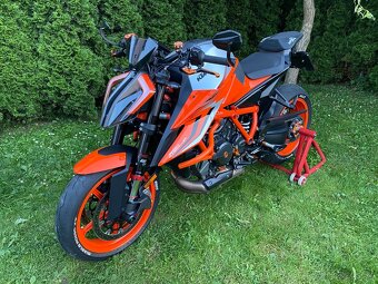 KTM Superduke 1290 R 2023 + Tech Pack - 2