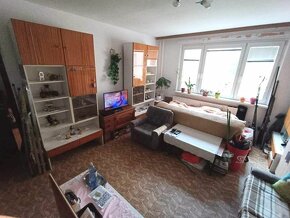 VÝRAZNE ZNÍŽENÁ CENA j - 3 izbový byt -  ul. Sibírska - Sekč - 2
