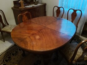 predám starožitný nábytok: komody + stôl + stoličky - 2
