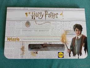 Harry Potter zberateľský box so svietiacou kúzelnou paličkou - 2
