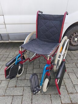 Invalidný skladací vozík - 2