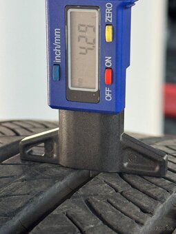 Michelin 265/45R21 - 2