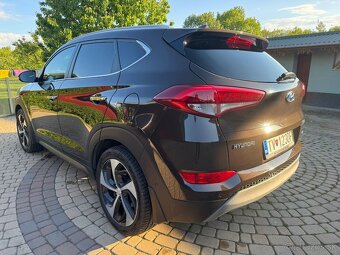 SUV Hyundai Tucson, 136 KW, 4x4 - 2