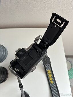 Nikon F65 - 2