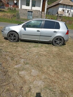 Volkswagen golf 5. 1.9 TDI - 2