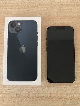 Apple iPhone 13, Apple iPhone SE 2020 - 2