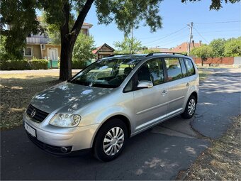 Volkswagen Touran 1.9 TDi 7-miestne - 2