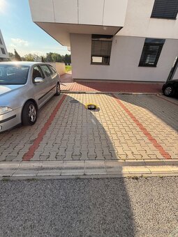 Prenajom Parkovacieho miesta - 2