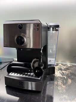 Pákový kávovar Electrolux - 2