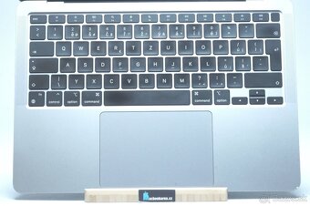 ZÁRUKA/Macbook Air 13.3"/M1/8GB RAM/256GB SSD/CZ/BAT - 2