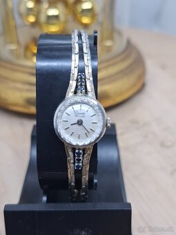 Predám funkčné strieborné dámske hodinky Quartz DE LUXE - 2