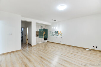 Predaj 3 izbový byt, novostavba, garážové státie - 2